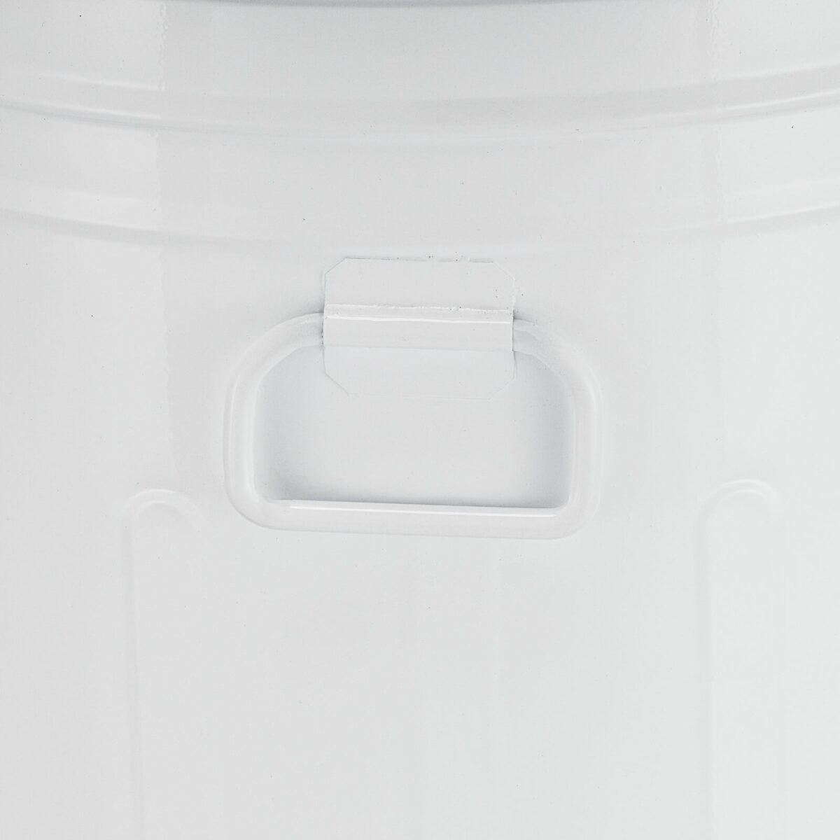 15167254192_LIXEIRA30LBRANCA_03.jpg Lixeira 30 litros branca lata de lixo americana branca